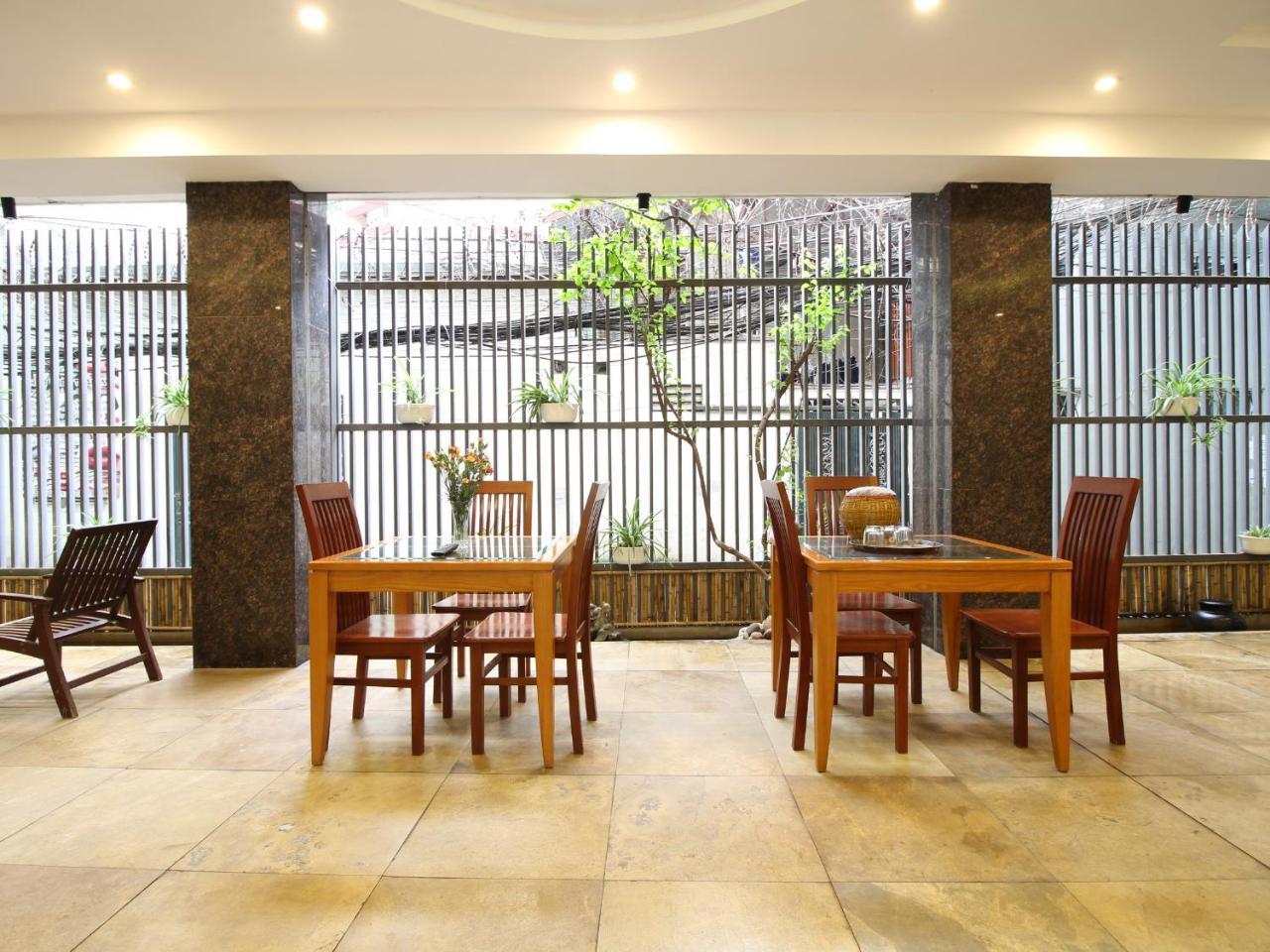 Palmo Hotel & Apartment 2 Hanoi Bagian luar foto